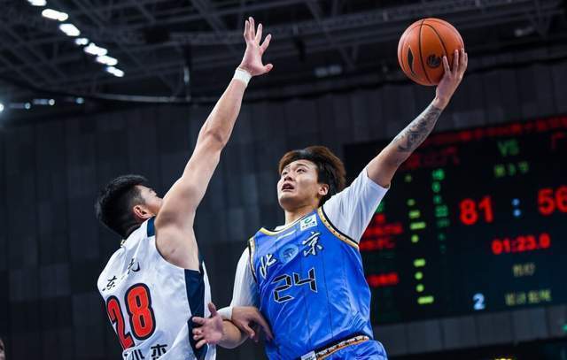 开云团队-北京首钢遭遇大面积伤病！四大主力相继伤停，许利民面临下课危机