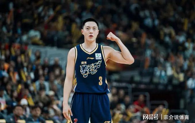 下载开云-高兴太早！广东队大胜却收两坏消息，徐杰最新伤病曝光，杜锋困难