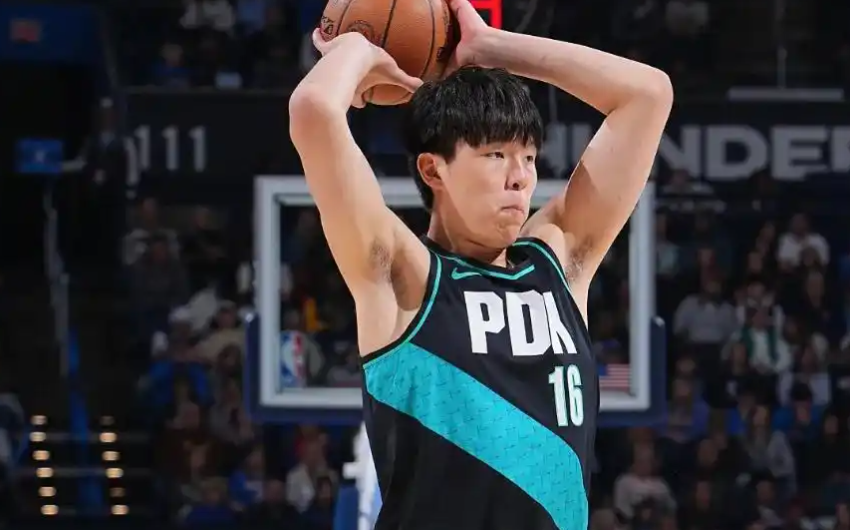 开云平台-库命日记即将翻篇？原地隔扣杨瀚森，连续三场持续炸裂